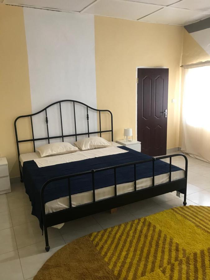 Blue Residence Bakau Exterior photo